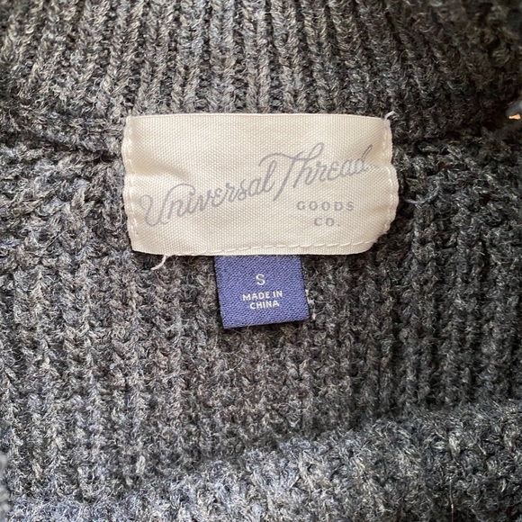 Sweater + H&M jeans - Picture 3 of 5